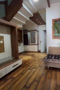 5 BHK + Pooja Room,Study Room Independent House For Sale in Pipliyahana