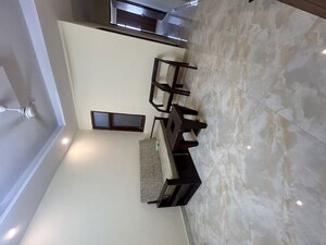 Staircase in 1.5 BHK Builder Floor at Dlf City Phase 3 – for Rent