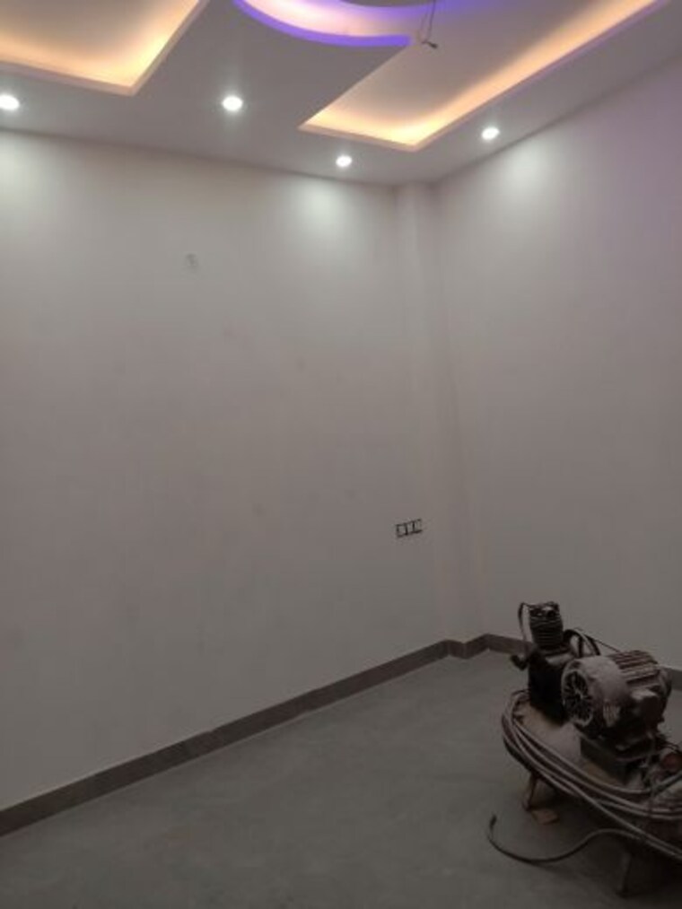 Room, dwarka mor 2 Bedroom 1080 Sq.Ft. Independent House In Dwarka Mor Delhi 10182081