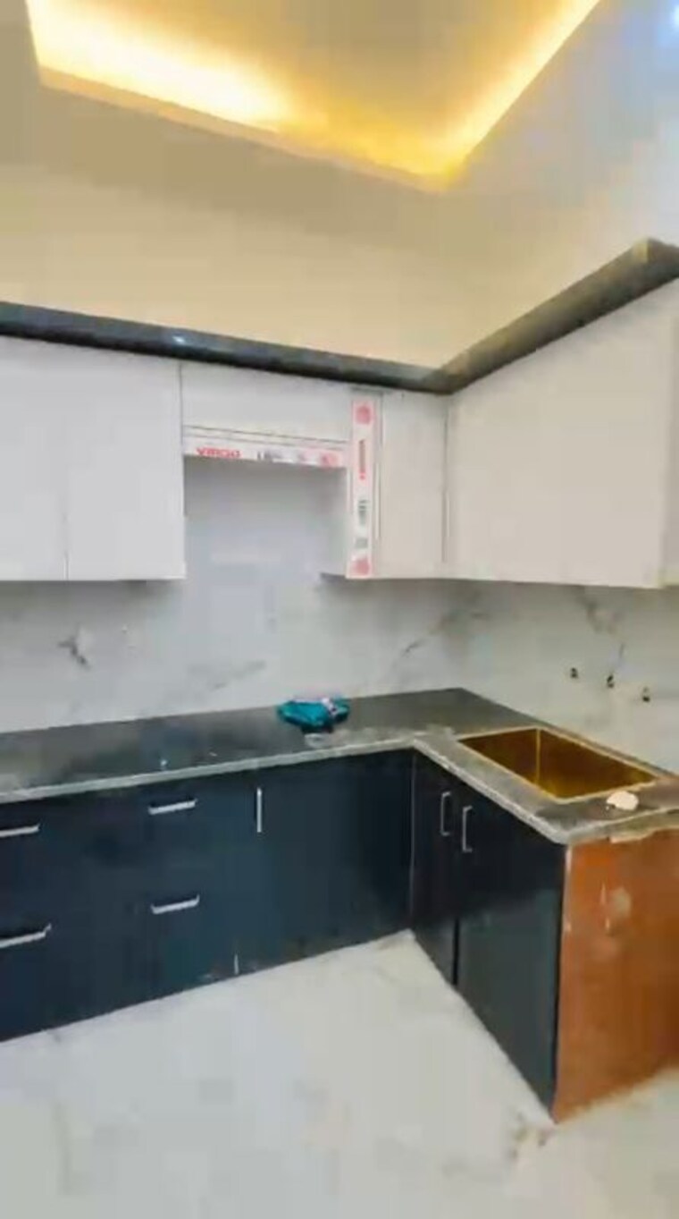 Kitchen, jain-akshay-enclave 3 Bedroom 630 Sq.Ft. Villa In Sadarpur Ghaziabad 10203799