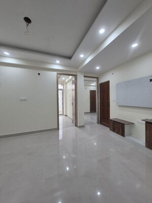 Room in 2 BHK Builder Floor at Salarpur – for Sale