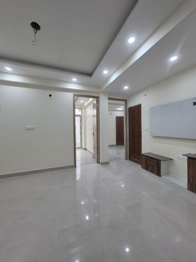 Room, salarpur 2 Bedroom 900 Sq.Ft. Builder Floor In Salarpur Noida 10203830