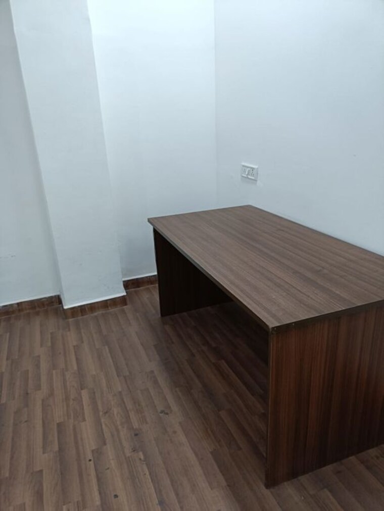 Bedroom, sector 2 Commercial Office Space 450 Sq.Ft. In Sector 2 Noida 10203835