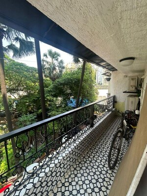 Balcony in 3 BHK Apartment at Bandra West – for Rent