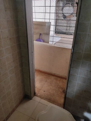 Bathroom in 2 BHK Apartment at Vijay Vatika, Kavesar – for Rent