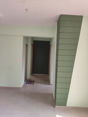 Room in 2 BHK Apartment at Vijay Vatika, Kavesar – for Rent