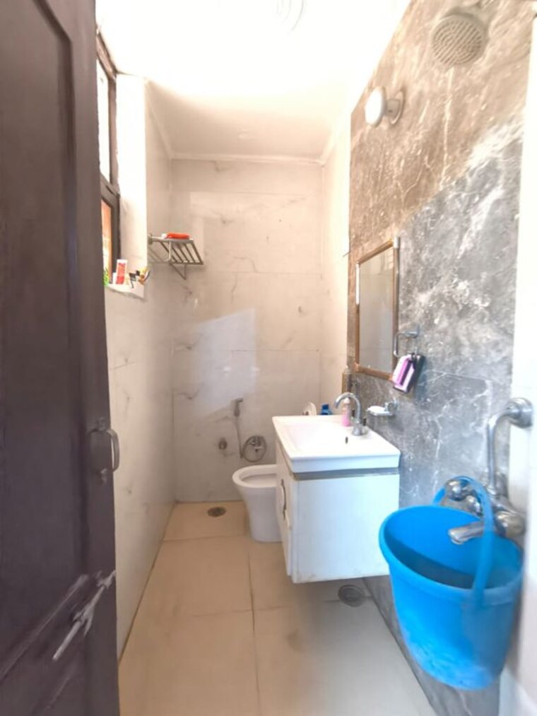 Bathroom, kamothe sector 32 1 Bedroom 700 Sq.Ft. Builder Floor In Kamothe Sector 32 Navi Mumbai 10203945