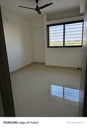 Room in 2 BHK Apartment at Magarpatta Riverview City Hornbill Heights, Loni Kalbhor – for Rent