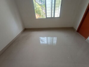 Room in 3 BHK Apartment at Sodepur – for Sale
