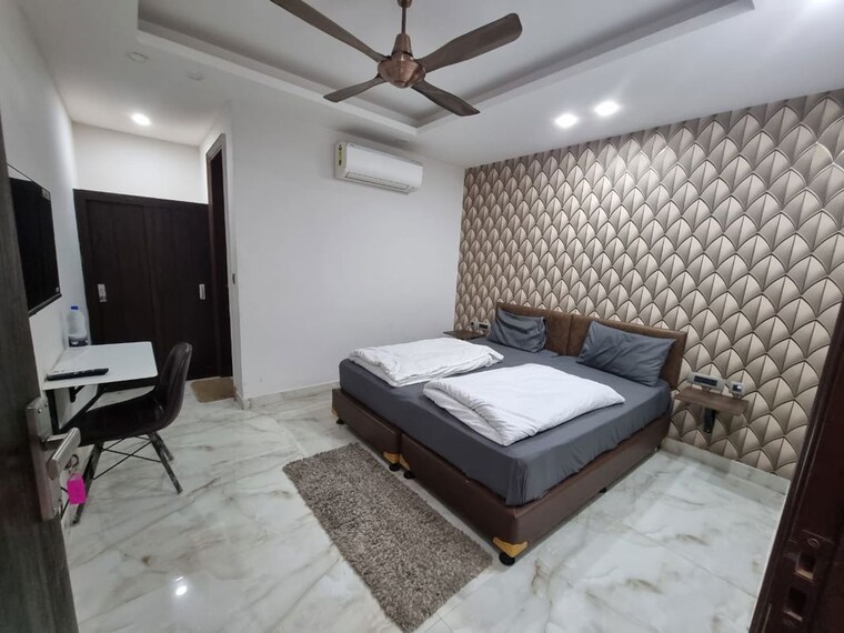 Bedroom, sector 46 Pg For Boys & Girls In Sector 46 10204243
