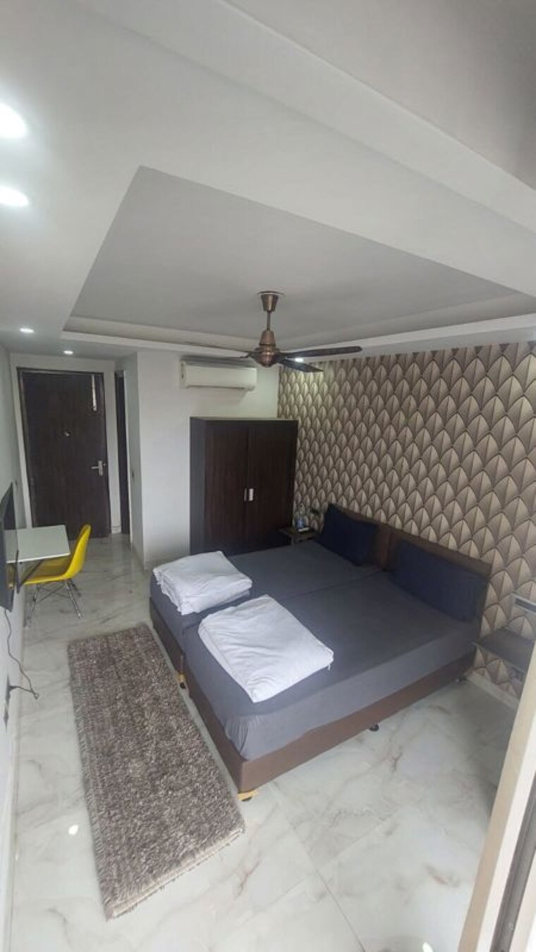 Bedroom, sector 46 Pg For Boys & Girls In Sector 46 10204243