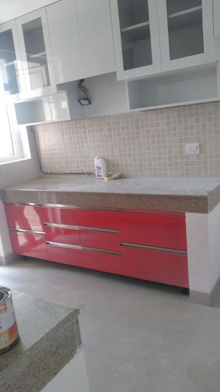 3 BHK + Servant Room Apartment For Rent in Emaar Gurgaon Greens