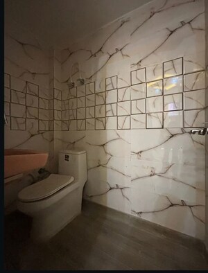 Bathroom in 2.5 BHK Builder Floor at Uttam Nagar – for Sale