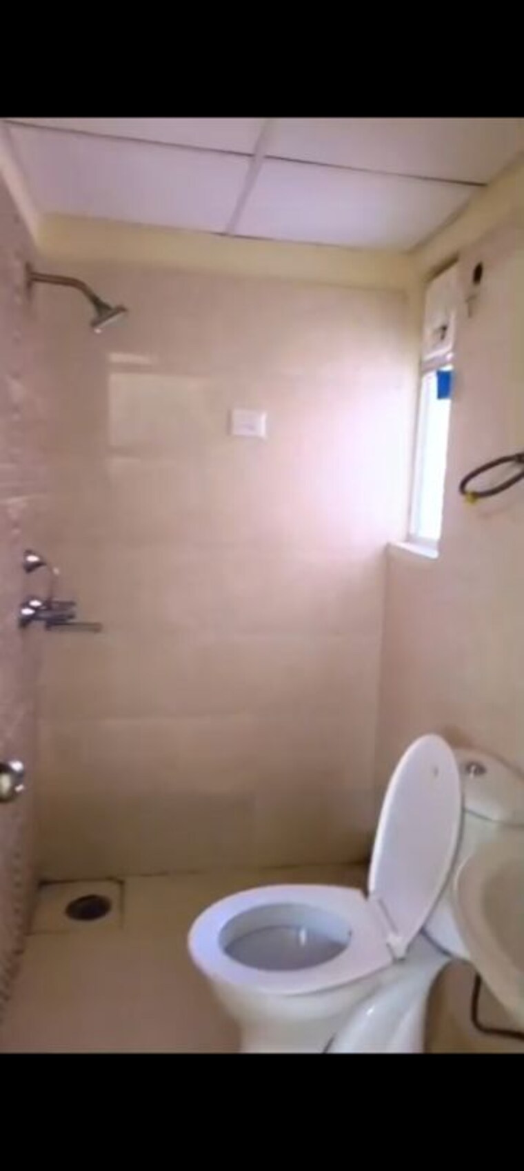 Bathroom, windsor-paradise-2 2 Bedroom 995 Sq.Ft. Apartment In Raj Nagar Extension Ghaziabad 10204654