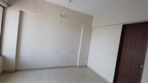 Room in 2 BHK Apartment at F5 Epic, Wagholi – for Rent