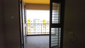 Room in 2 BHK Apartment at F5 Epic, Wagholi – for Rent