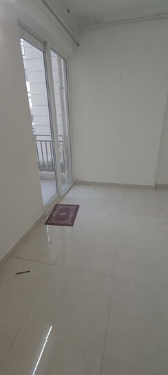 2 BHK + Pooja Room Apartment For Sale in Signature Global Prime