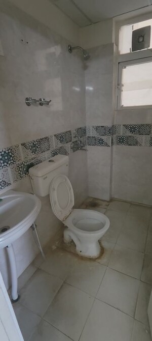 Bathroom in 2 BHK Apartment at Signature Global Prime, Sector 63a – for Sale