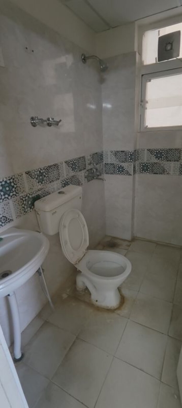 Bathroom, signature-global-prime 2 Bedroom 834 Sq.Ft. Apartment In Sector 63a Gurgaon 10204773