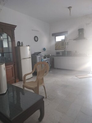 Living Room in 1 BHK Builder Floor at Hauz Khas – for Rent