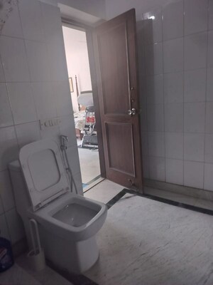 Bathroom in 1 BHK Builder Floor at Hauz Khas – for Rent