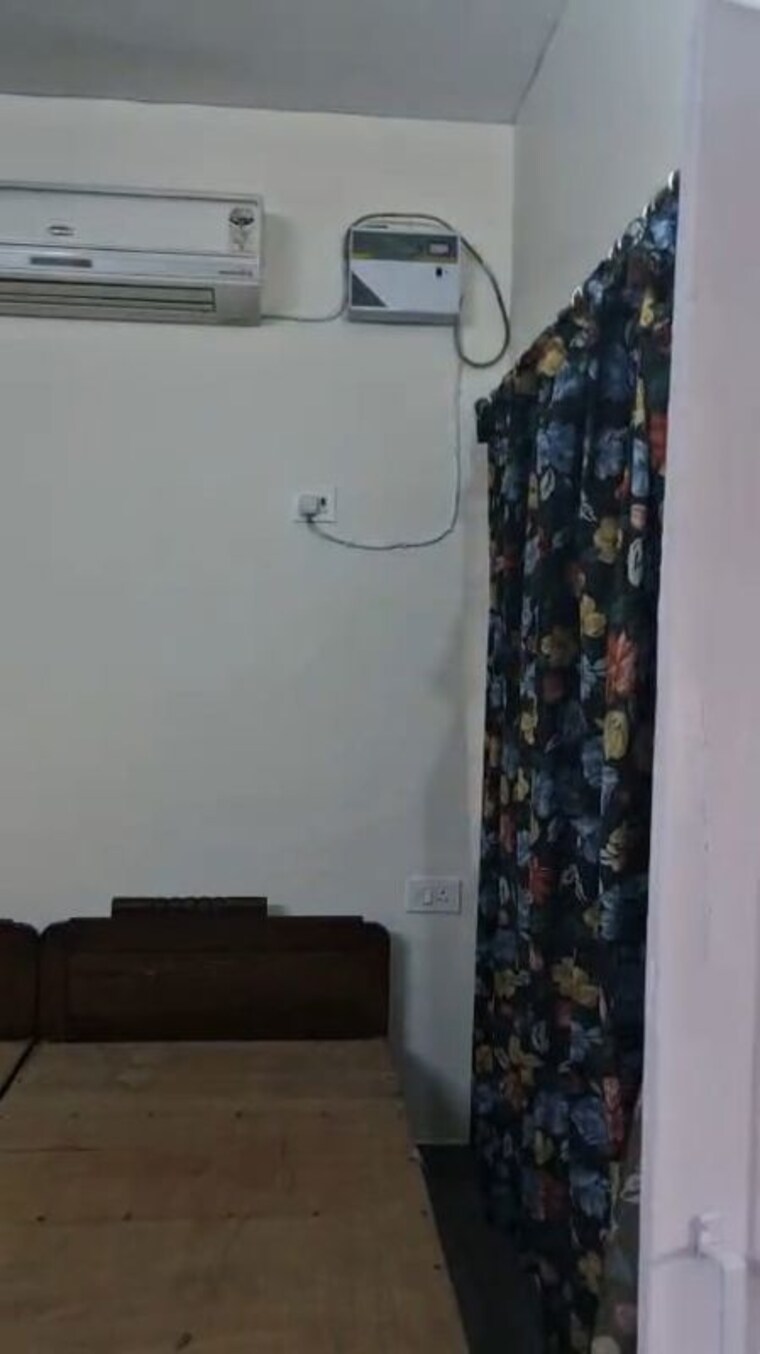 undefined, laxman chowk 2 Bedroom 1500 Sq.Ft. Independent House In Laxman Chowk Dehradun 10204896