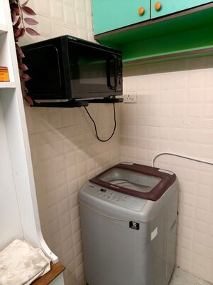  1 BHK Apartment at Bandra West – for Rent