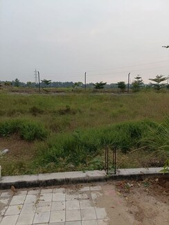Plot For Sale in Sector-6