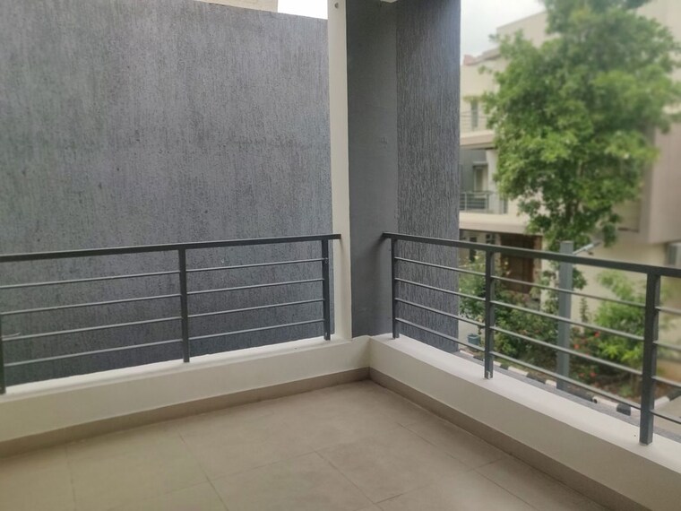 Balcony, bandlaguda jagir 4 Bedroom 381 Sq.Yd. Villa In Bandlaguda Jagir Hyderabad 10204982