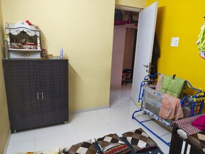 Room in 2 BHK Apartment at Puranik City, Kasarvadavali – for Rent