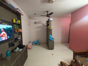 2 BHK Apartment For Rent in Puranik City, Kasarvadavali