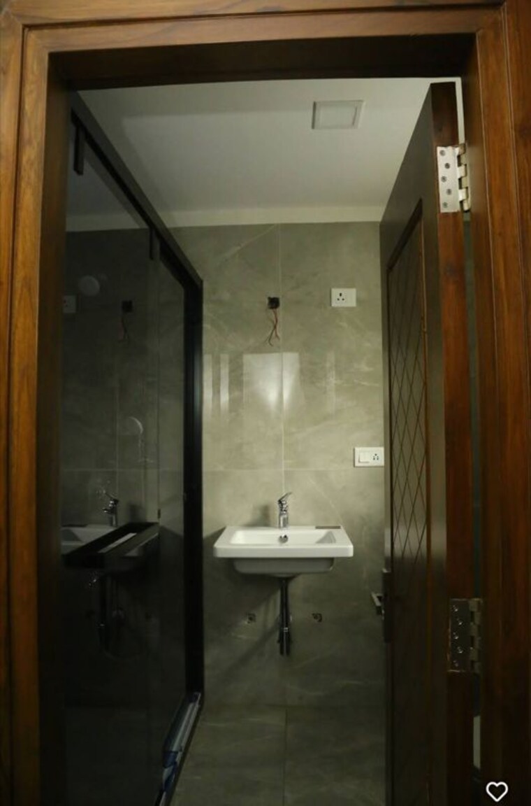 Bathroom, kismatpur 5 Bedroom 240 Sq.Yd. Villa In Kismatpur Hyderabad 10204988