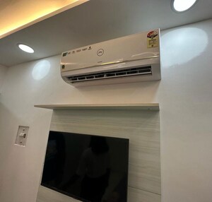 Furnished Amenities in 1 RK Apartment at Emaar Emerald Estate, Sector 65 – for Rent