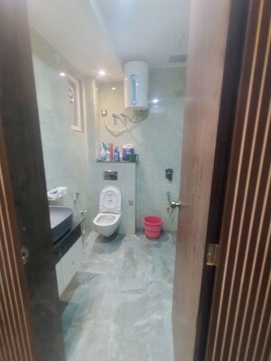 Bathroom in 3.5 BHK Builder Floor at Sector 52 – for Rent