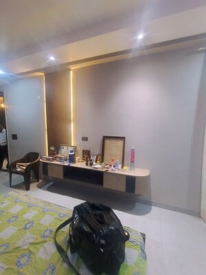 Bedroom in 3.5 BHK Builder Floor at Sector 52 – for Rent