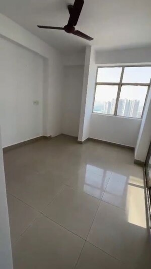 Room in 2 BHK Apartment at Ajnara Gen X, Dundahera – for Sale