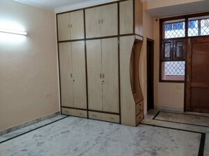 Building Lobby in 3 BHK Builder Floor at Sant Nagar – for Rent