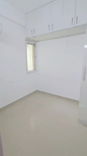 Room in 2.5 BHK Apartment at Fusion Homes, Tech Zone 4 Greater Noida – for Sale