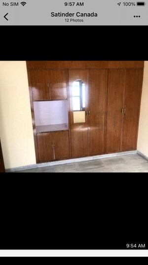 3 BHK Builder Floor For Rent in Sector 44
