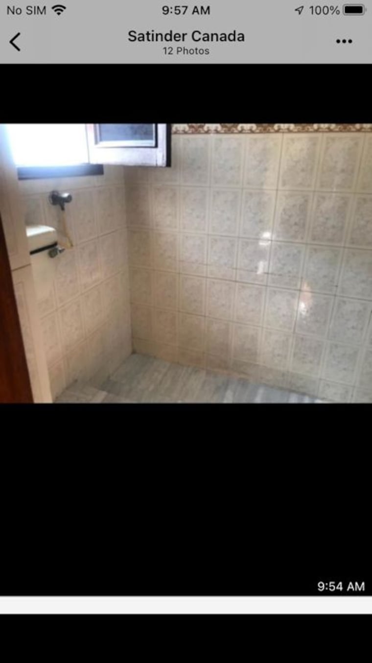 Bathroom, sector 44 3 Bedroom 1500 Sq.Ft. Builder Floor In Sector 44 Chandigarh 10205247