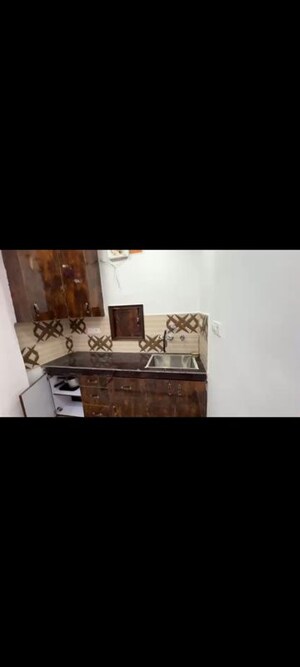Furnished Amenities in 1 BHK Builder Floor at Lajpat Nagar ii – for Rent