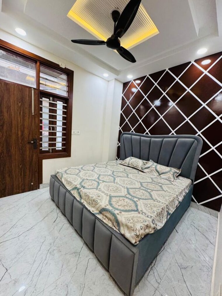 Bedroom, dwarka mor 3 Bedroom 850 Sq.Ft. Builder Floor In Dwarka Mor Delhi 10205251