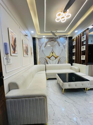 Master Bedroom in 3 BHK Builder Floor at Dwarka Mor – for Sale