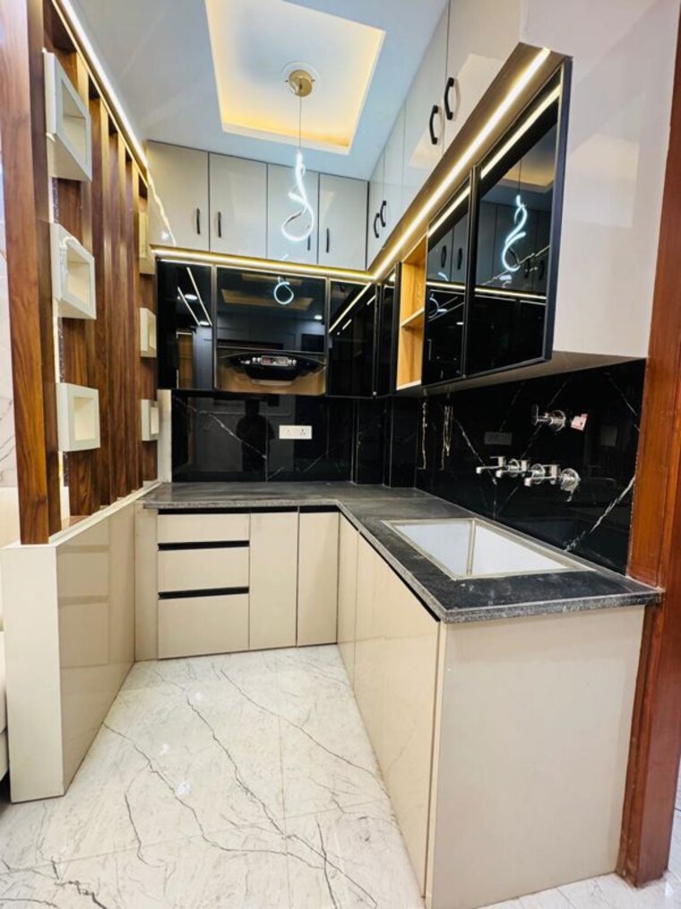 Kitchen, dwarka mor 3 Bedroom 850 Sq.Ft. Builder Floor In Dwarka Mor Delhi 10205251