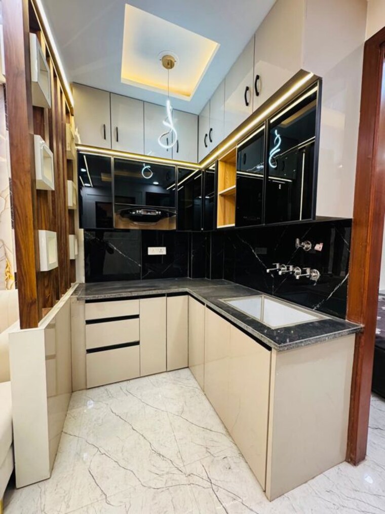Kitchen, dwarka mor 3 Bedroom 850 Sq.Ft. Builder Floor In Dwarka Mor Delhi 10205251