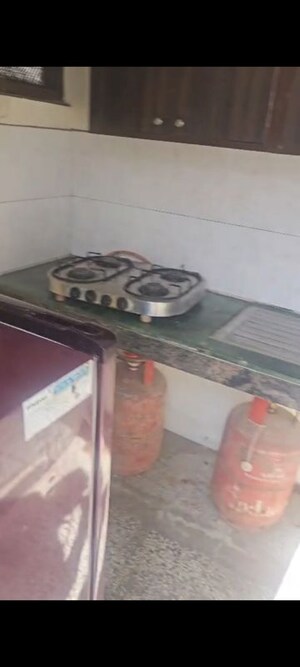 Furnished Amenities in 2 BHK Builder Floor at Sector 21 – for Rent