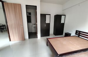 Room in  Pg at Kandivali East – for Rent
