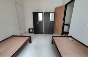 Room in  Pg at Kandivali East – for Rent