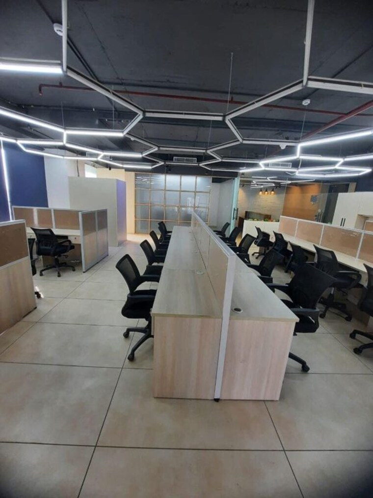Team Area, netaji subhash place Commercial Office Space 3089 Sq.Ft. In Netaji Subhash Place Delhi 10205279