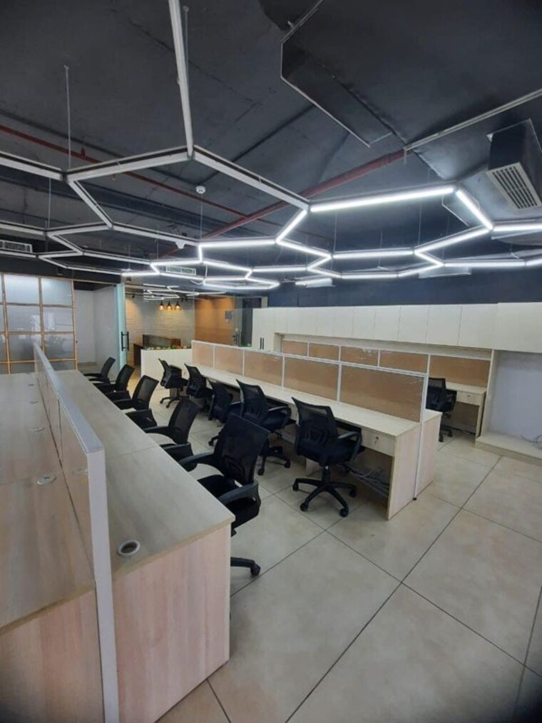 Team Area, netaji subhash place Commercial Office Space 3089 Sq.Ft. In Netaji Subhash Place Delhi 10205279